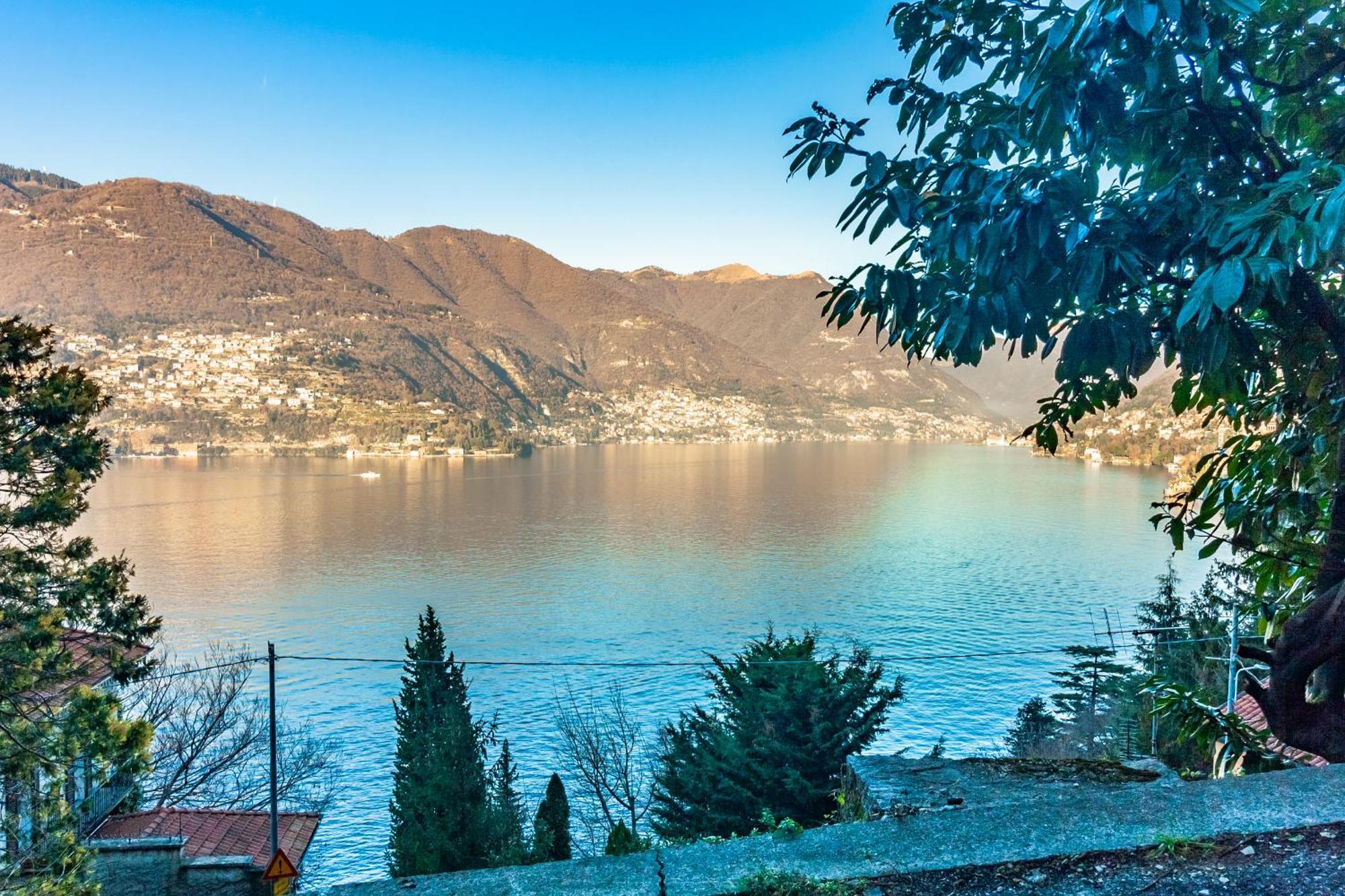 L Como Lake 아파트 외부 사진